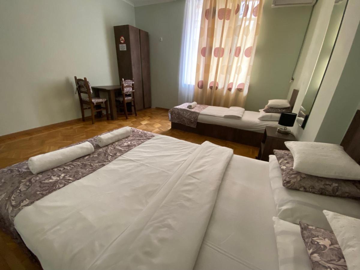 Aloft House Hotel Кутаиси Екстериор снимка