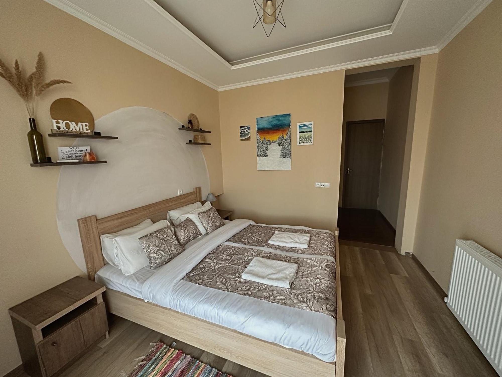 Aloft House Hotel Кутаиси Екстериор снимка