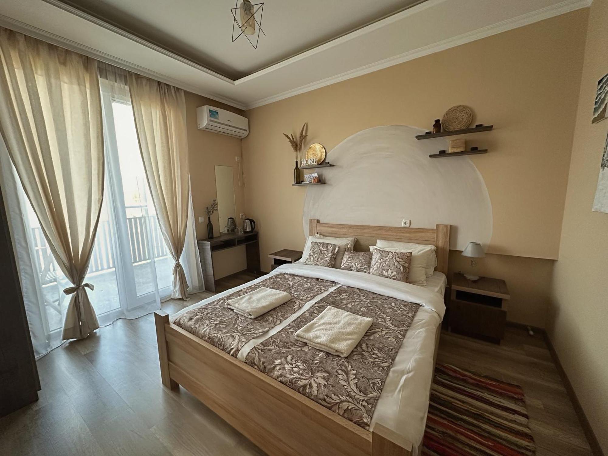 Aloft House Hotel Кутаиси Екстериор снимка